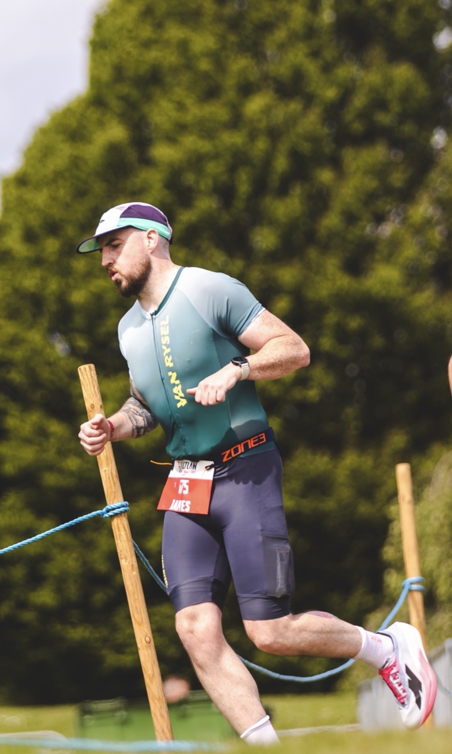 Jamie McMinn competing in a triathlon run